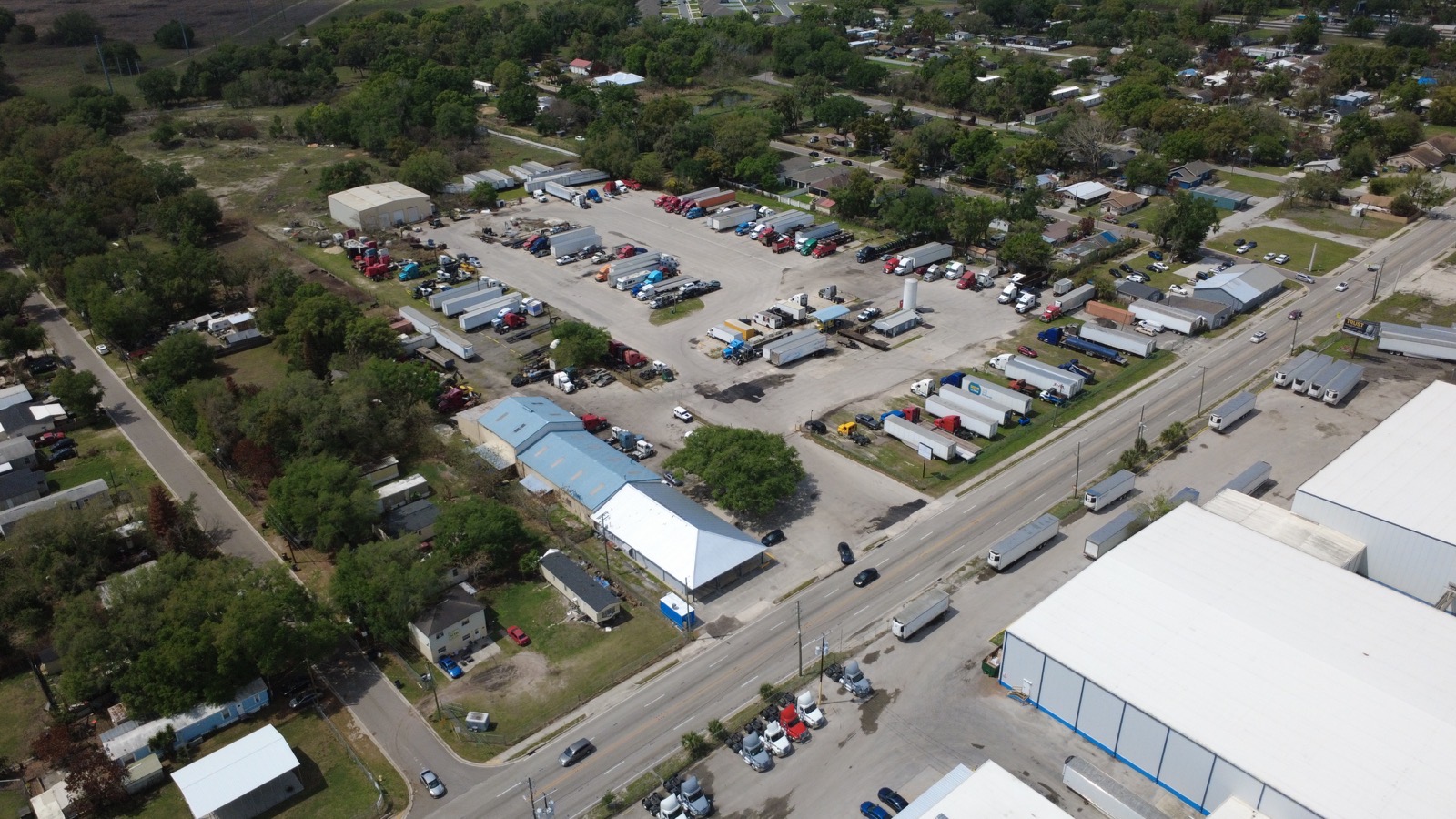 Truck Center of Winter Haven facility